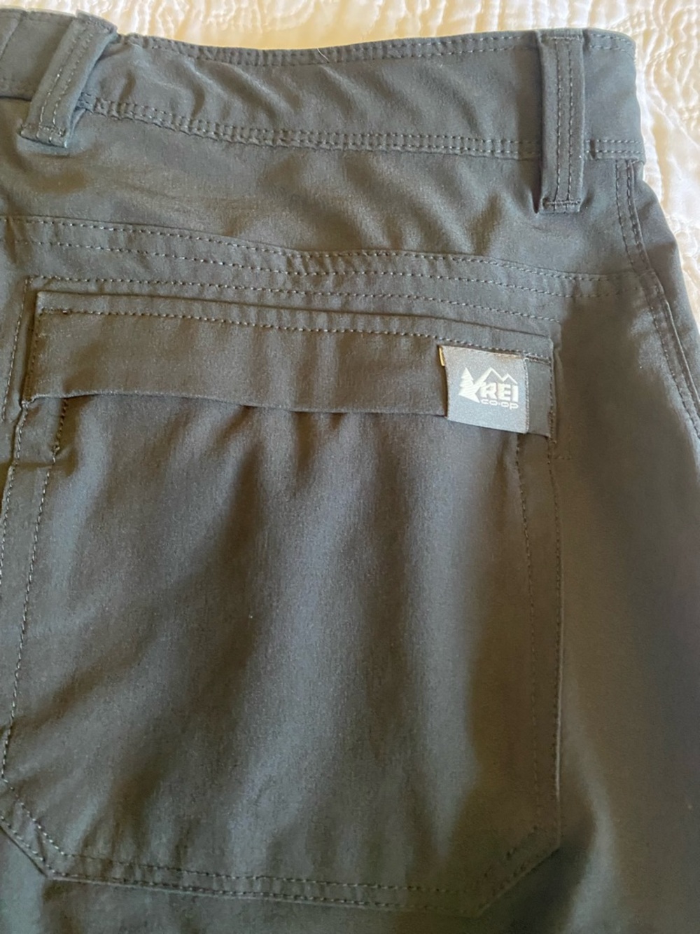 REI Women's Lightweight Kornati Roll-Up Pants in Black, Size 4